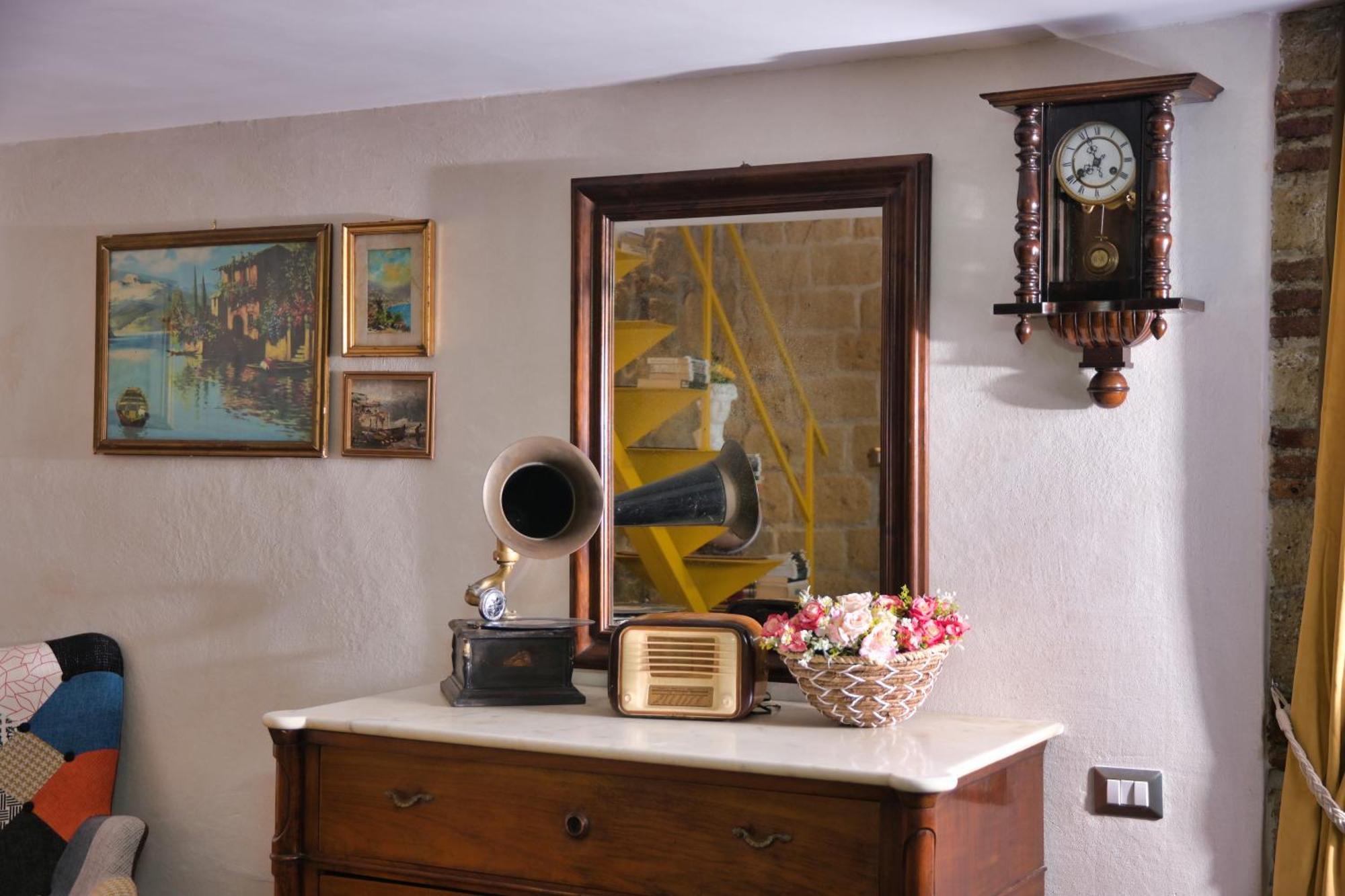 Carlito'S House- Un'Intera Casa Al Centro Storico Apartman Nápoly Kültér fotó